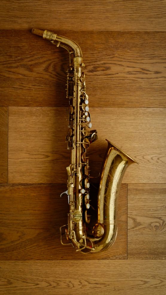 (Used) Conn Transitional 6M Alto Sax circa.1935