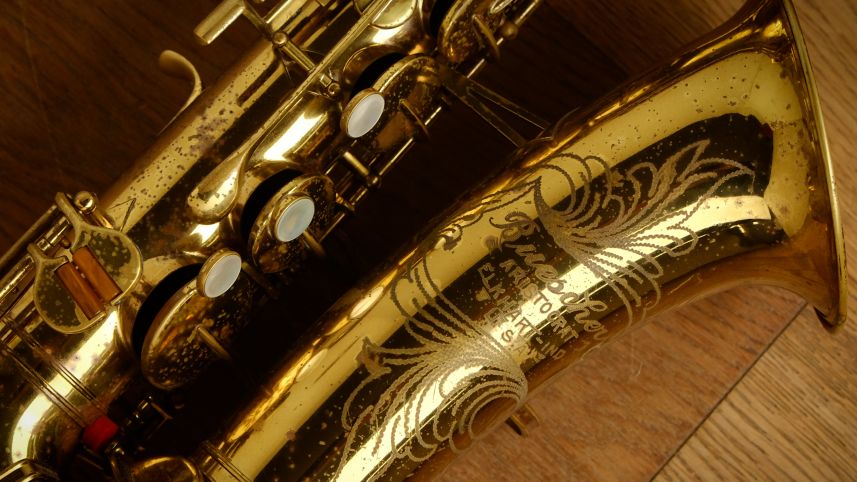 (Used)  Buescher Aristocrat serie III 'Post Big-B' Alto Sax circa.1950
