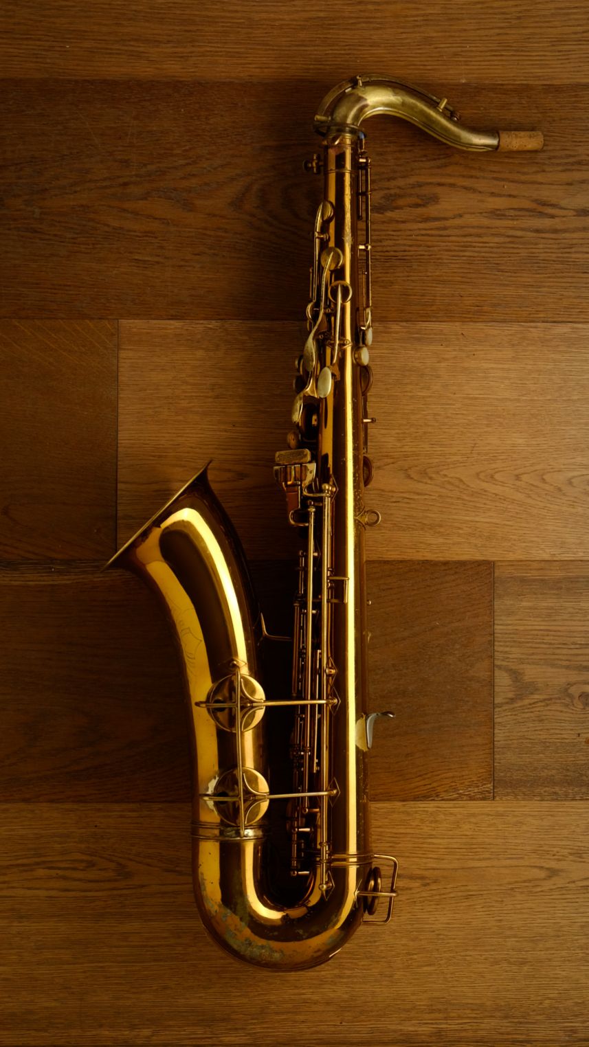 (Used) Buescher Aristocrat 'Art Deco' Series I Tenor Sax circa.1936