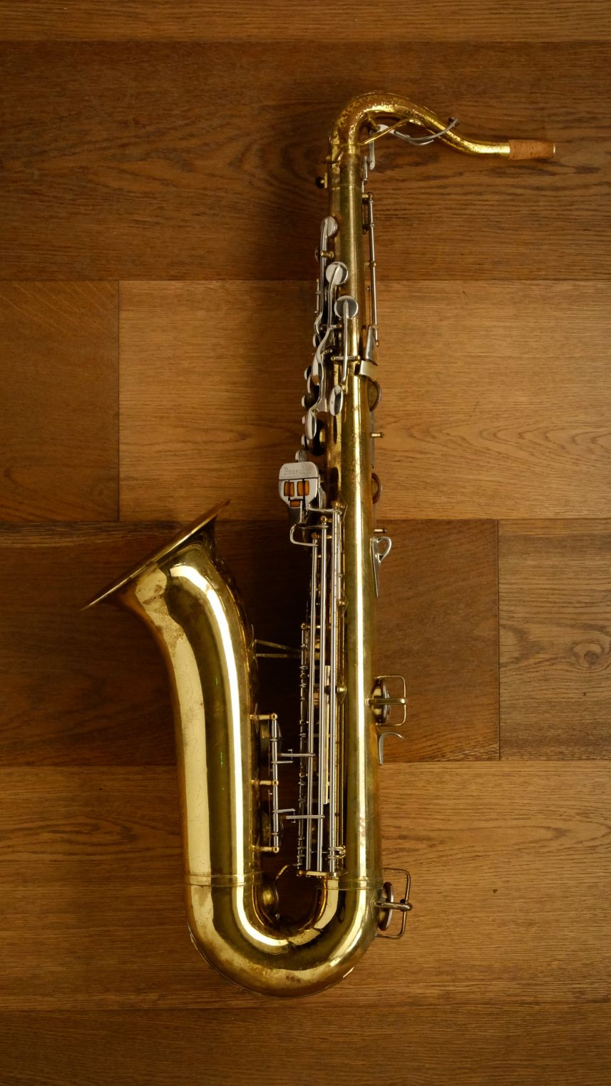(Used) Buescher Super 400 Tenor Sax circa.1962