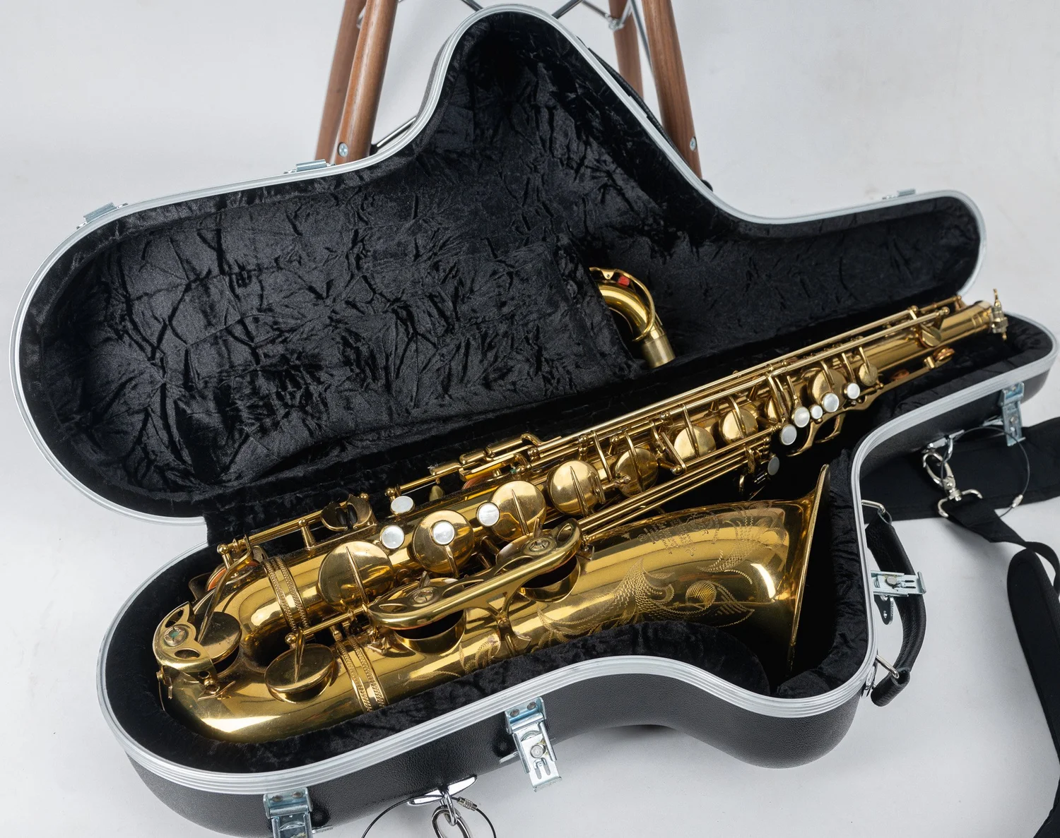 Boston Sax Shop Ambassador Tenor Case II