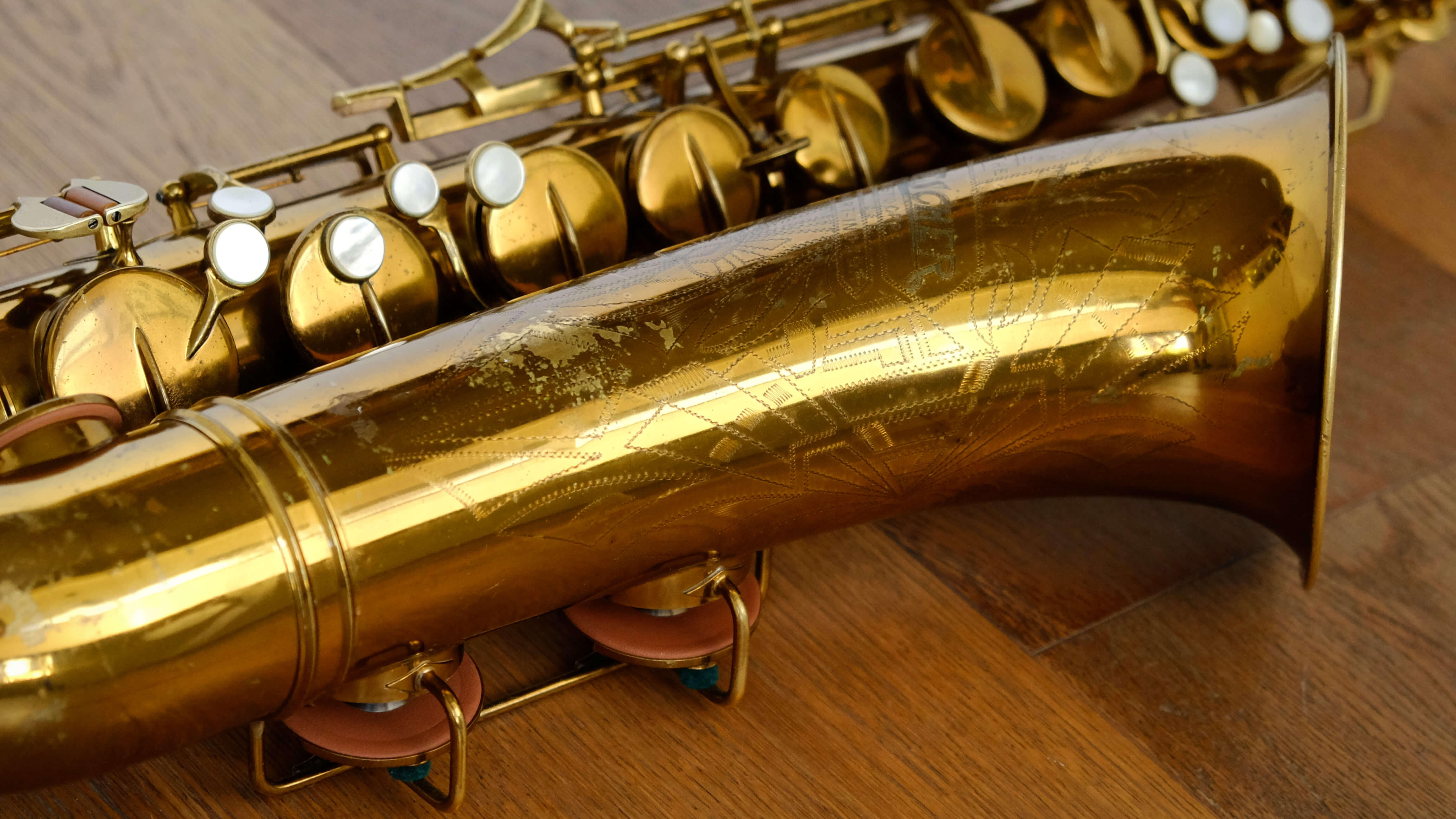 (Used) Buescher Aristocrat Tenor Saxophone 284***
